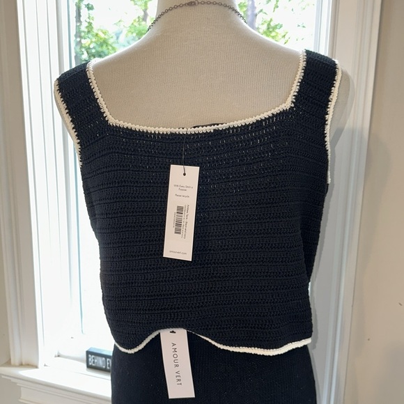NWT AMOUR Vert Antibes Crochet Top, Medium, Black & Ivory - Picture 5 of 9